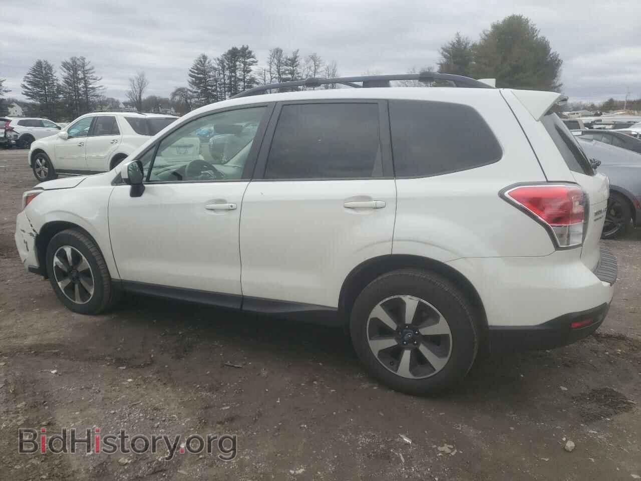 2017 SUBARU FORESTER - VIN: JF2SJADC1HH518925 - Фото 2