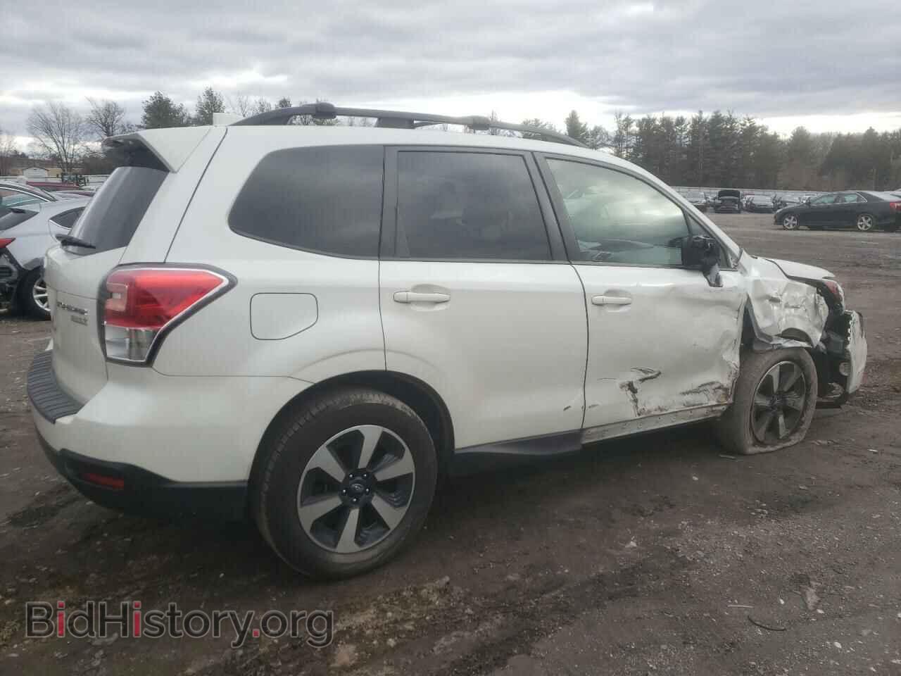 2017 SUBARU FORESTER - VIN: JF2SJADC1HH518925 - Фото 3