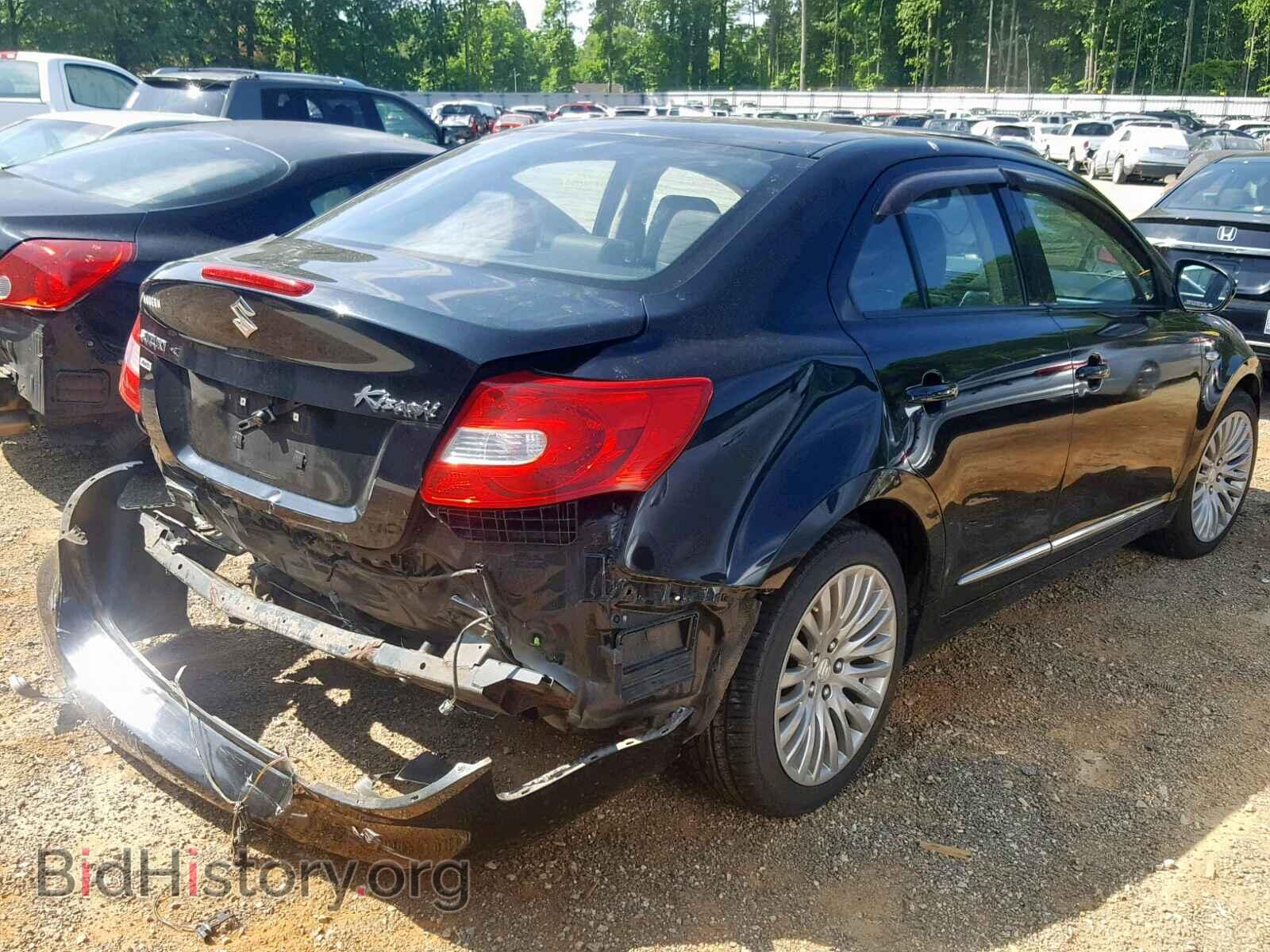 2010 SUZUKI KIZASHI - VIN: JS2RF9A78A6100552 - Photo 4