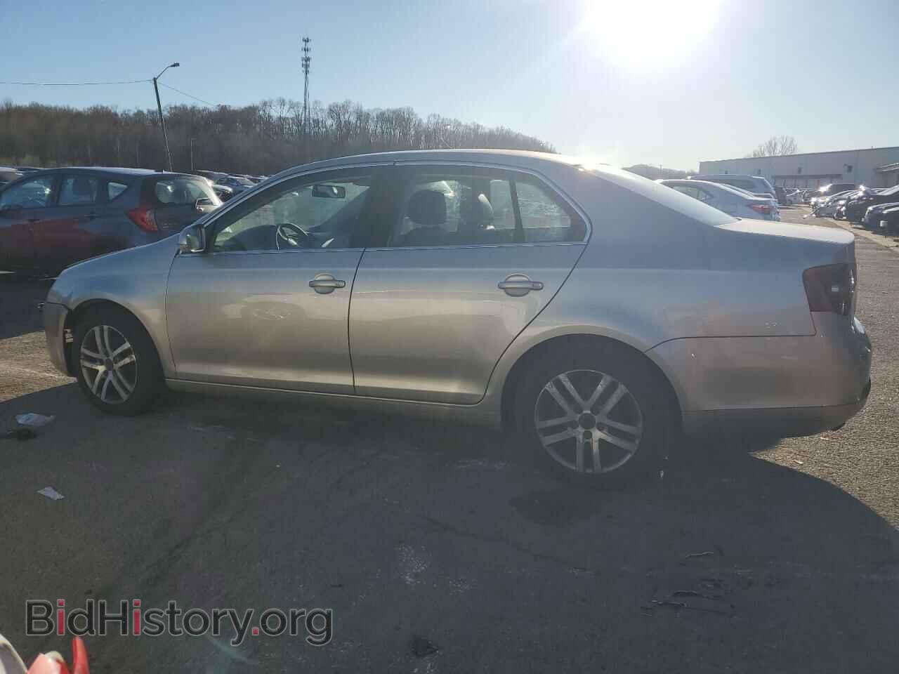 2006 VOLKSWAGEN JETTA - VIN: 3VWRT71K76M831859 - Фото 2