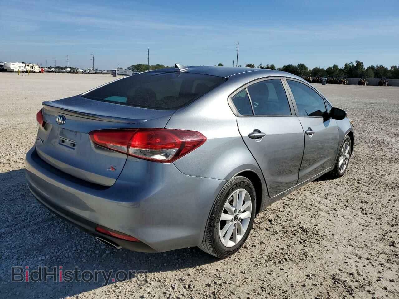 2017 KIA FORTE - VIN: 3KPFL4A76HE086096 - Фото 3