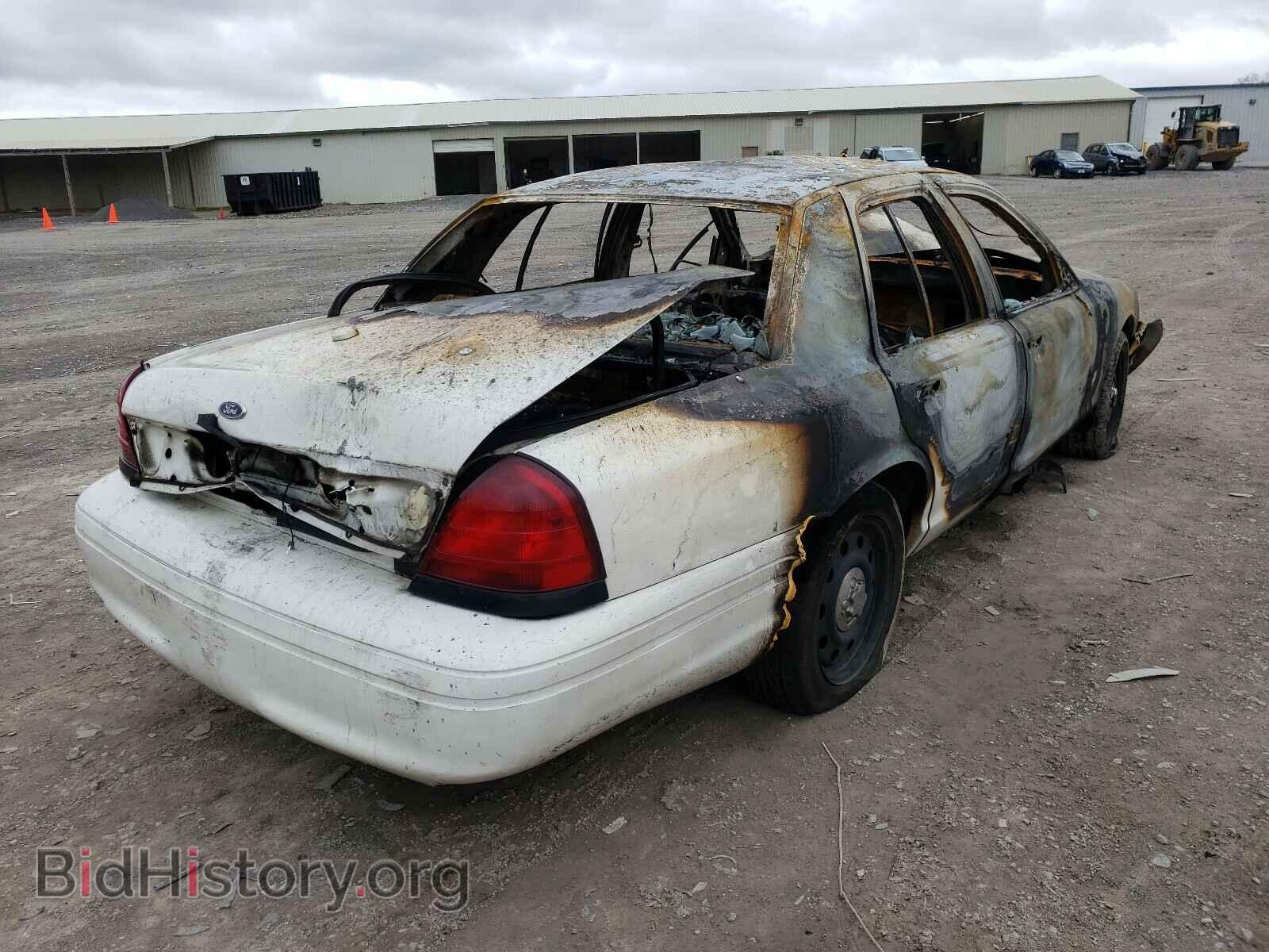 2007 FORD CROWN VIC - VIN: 2FAFP71W47X130320 - Фото 4
