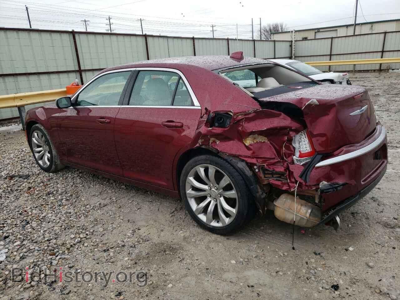 2019 CHRYSLER 300 - VIN: 2C3CCAAG8KH727038 - Фото 2