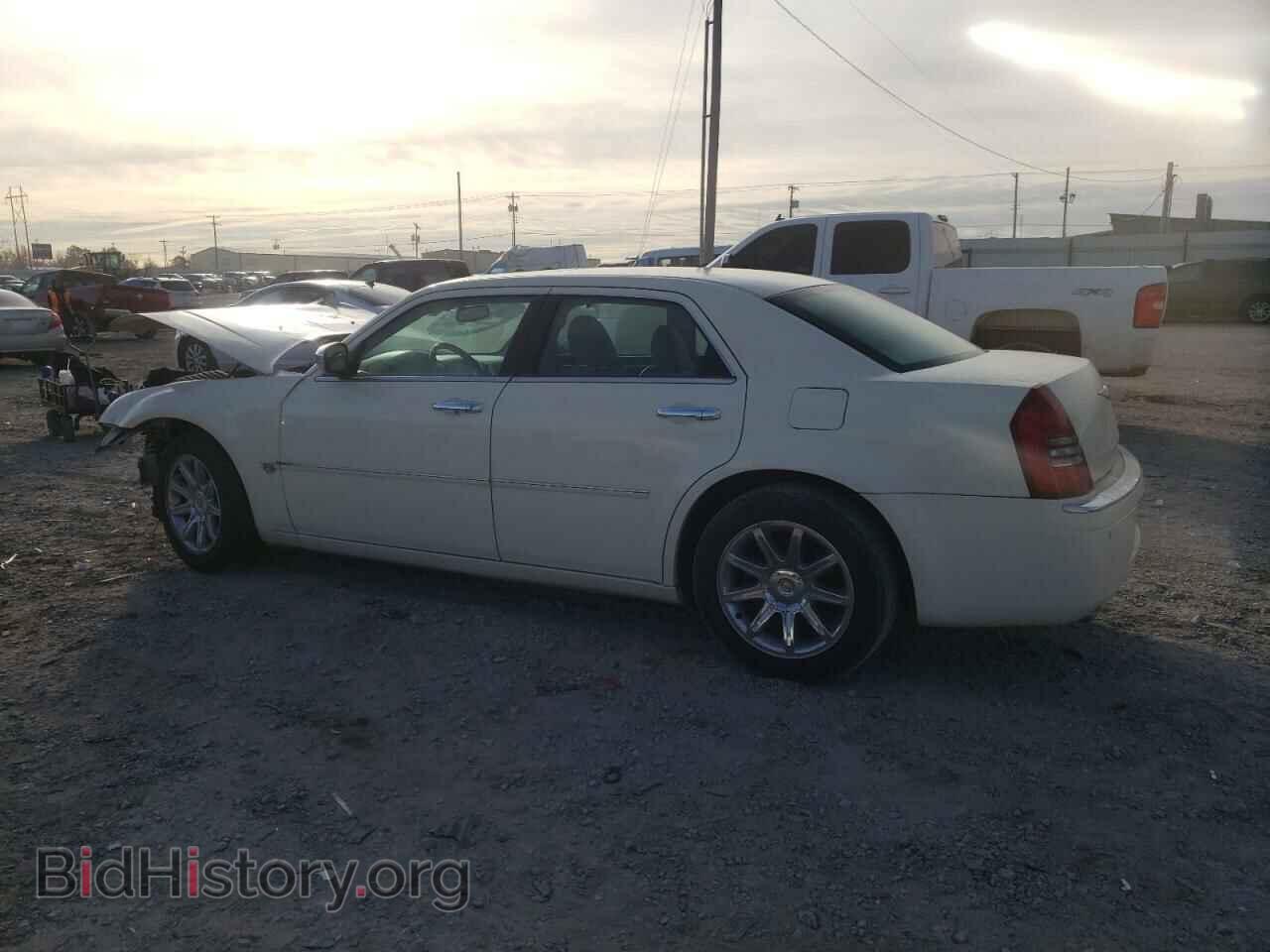 2006 CHRYSLER 300 - VIN: 2C3LA63H36H317844 - Фото 2