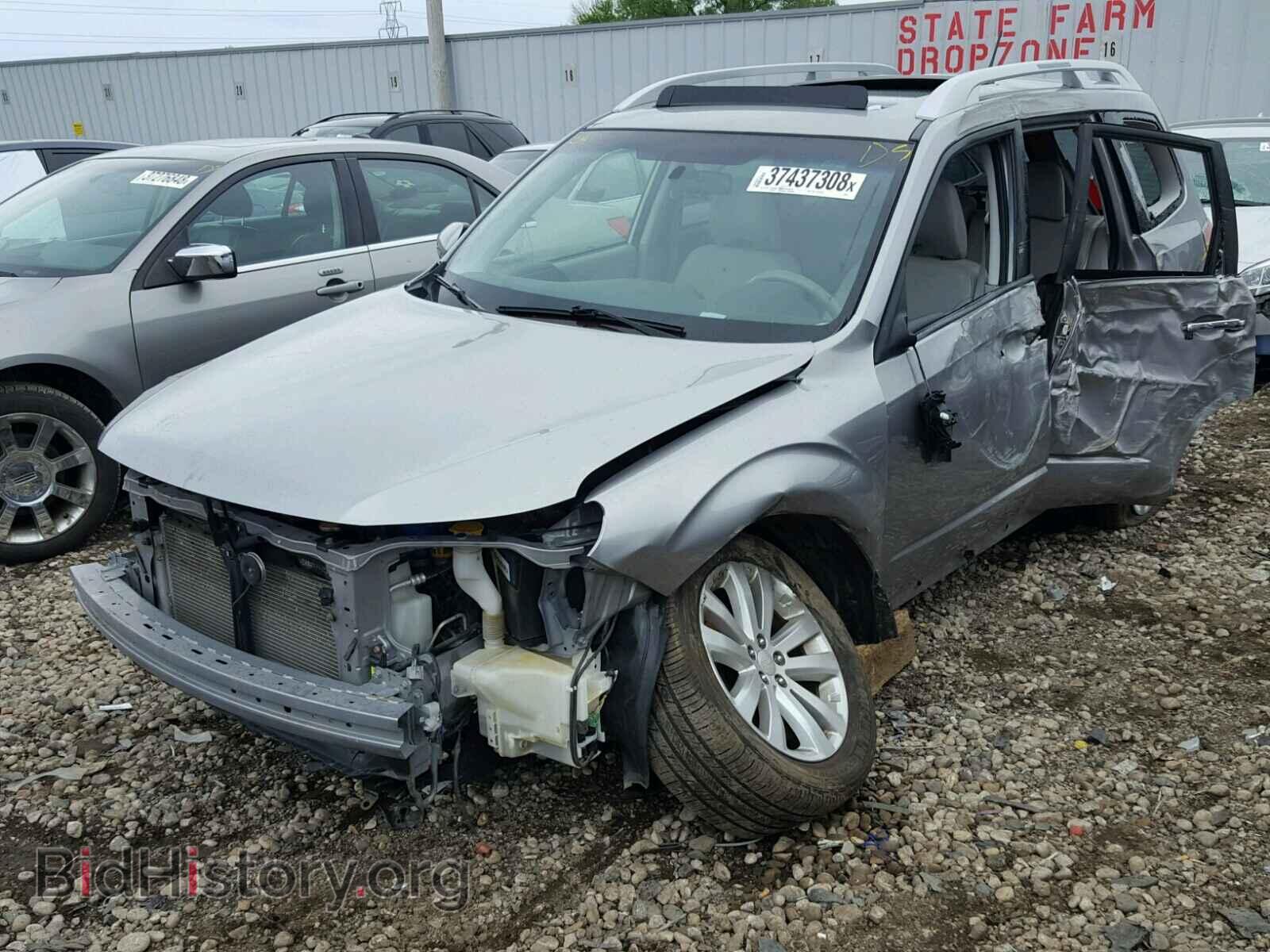 2011 SUBARU FORESTER - VIN: JF2SHBHC6BH776943 - Фото 2