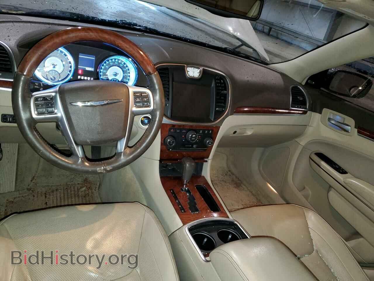 2011 CHRYSLER 300 - VIN: 2C3CA6CT8BH585447 - Фото 8