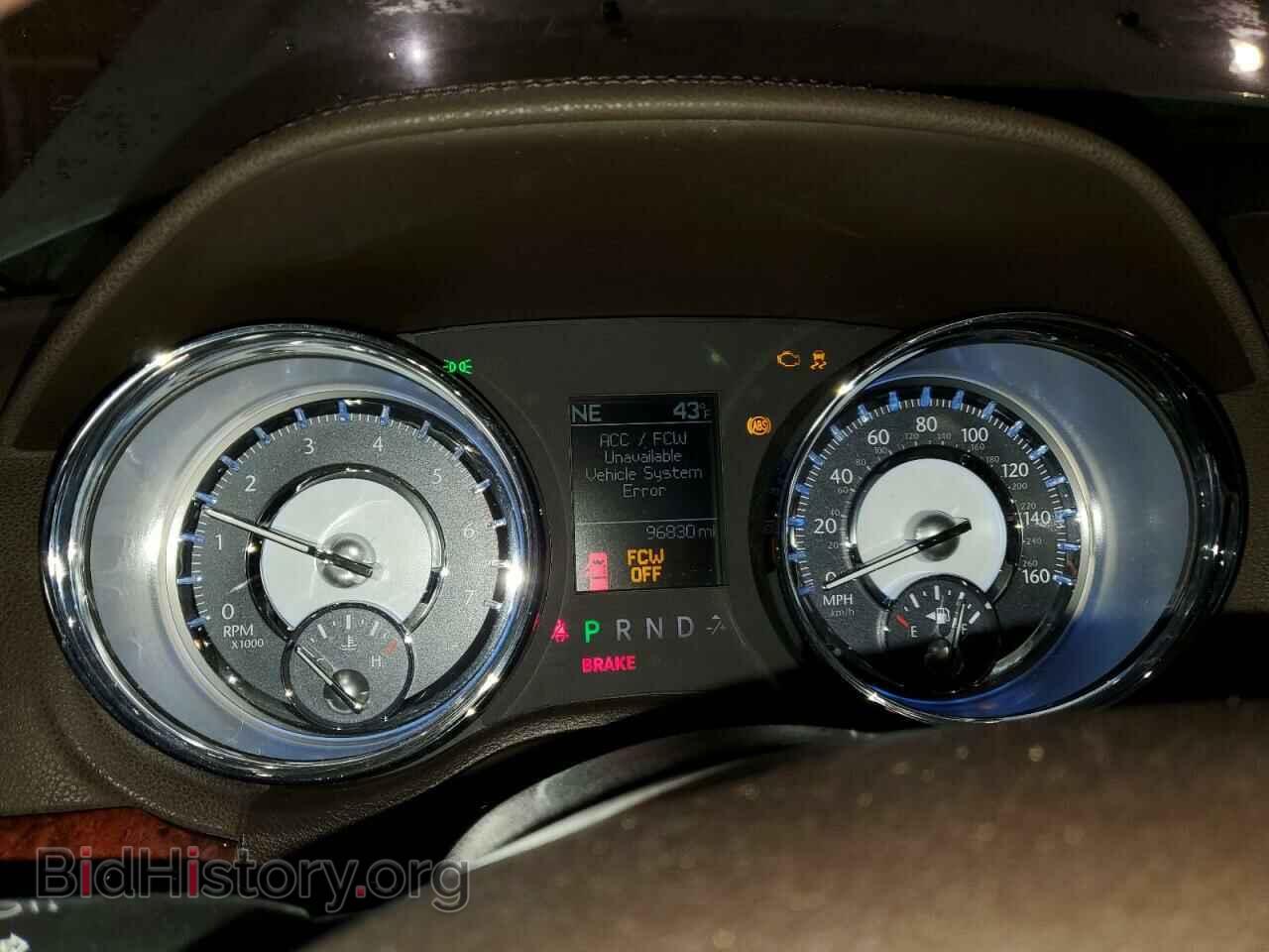 2011 CHRYSLER 300 - VIN: 2C3CA6CT8BH585447 - Фото 9