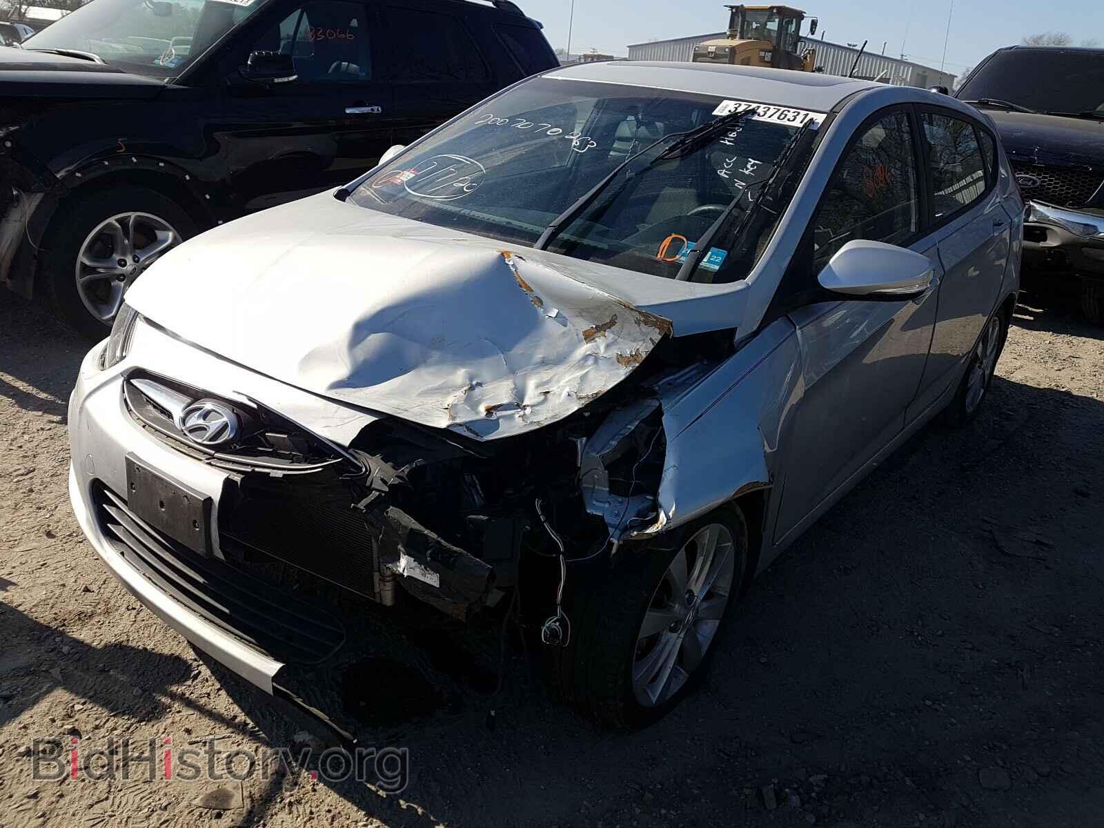 2013 HYUNDAI ACCENT - VIN: KMHCU5AE3DU102637 - Фото 2