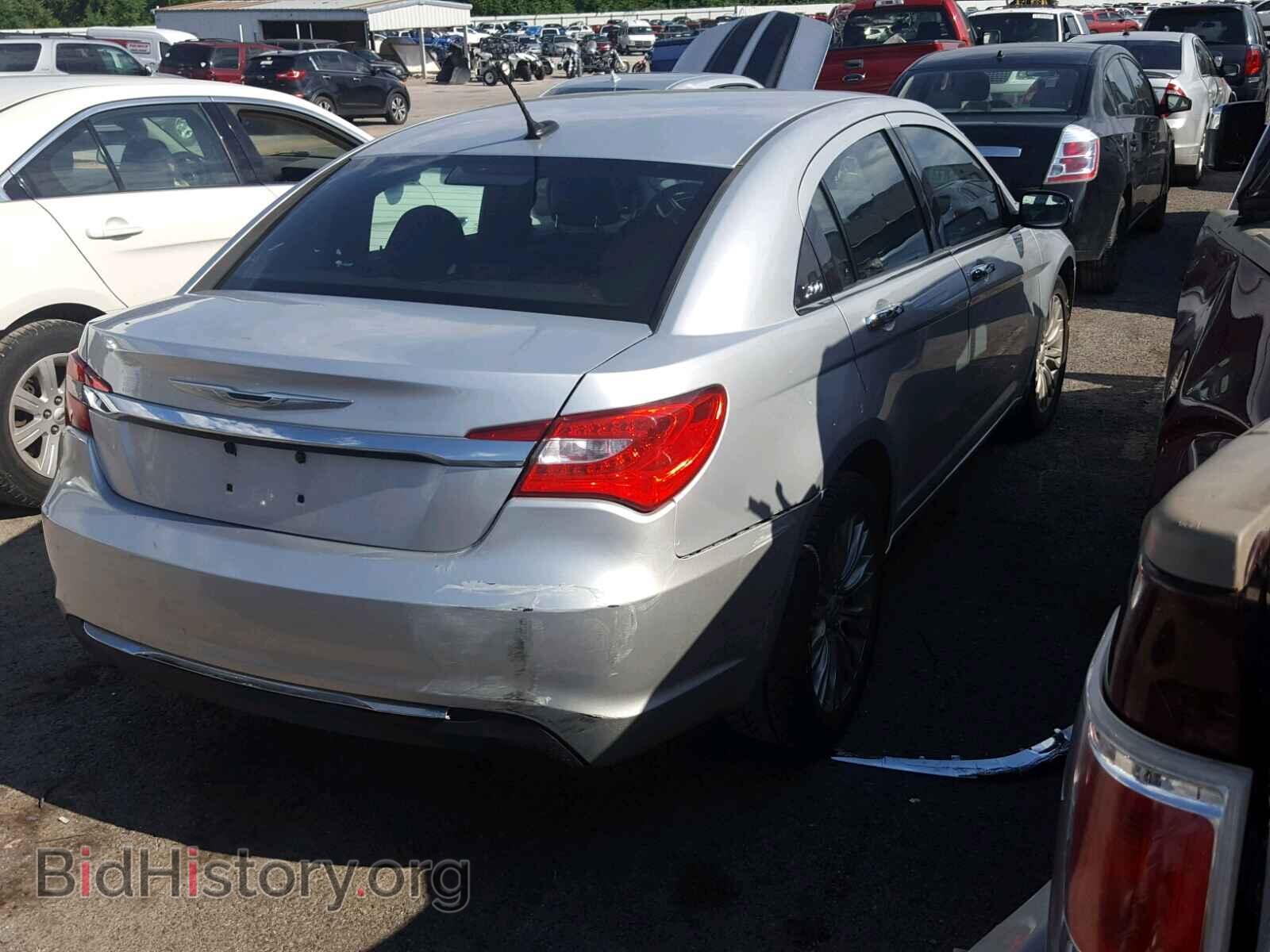 2012 CHRYSLER 200 - VIN: 1C3CCBCB3CN197173 - Photo 4