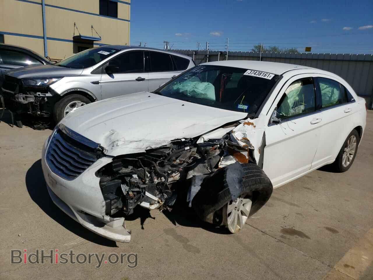 2012 CHRYSLER 200 - VIN: 1C3CCBBB9CN142664 - Фото 2