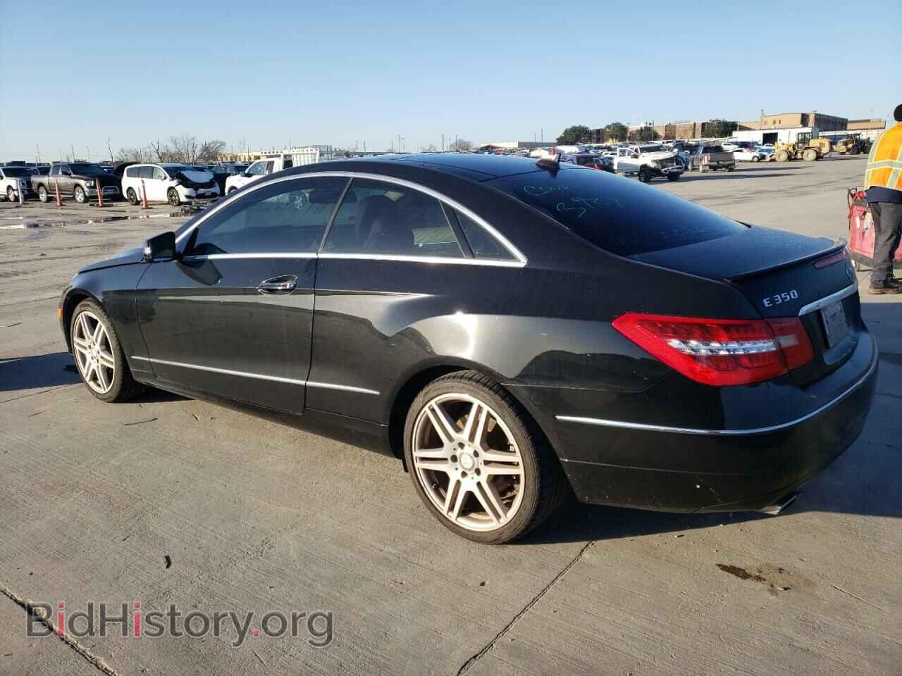 2011 MERCEDES-BENZ E-CLASS - VIN: WDDKJ5GB7BF088447 - Фото 2