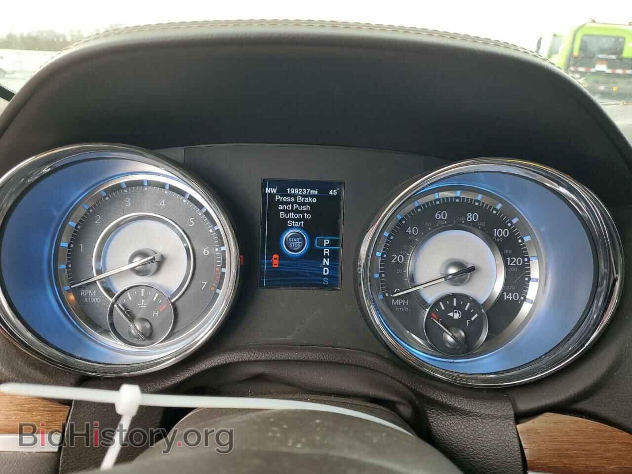 2012 CHRYSLER 300 - VIN: 2C3CCACGXCH227770 - Фото 9