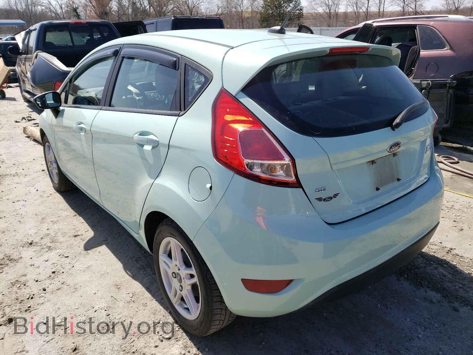 2017 FORD FIESTA - VIN: 3FADP4EJ9HM132405 - Фото 2