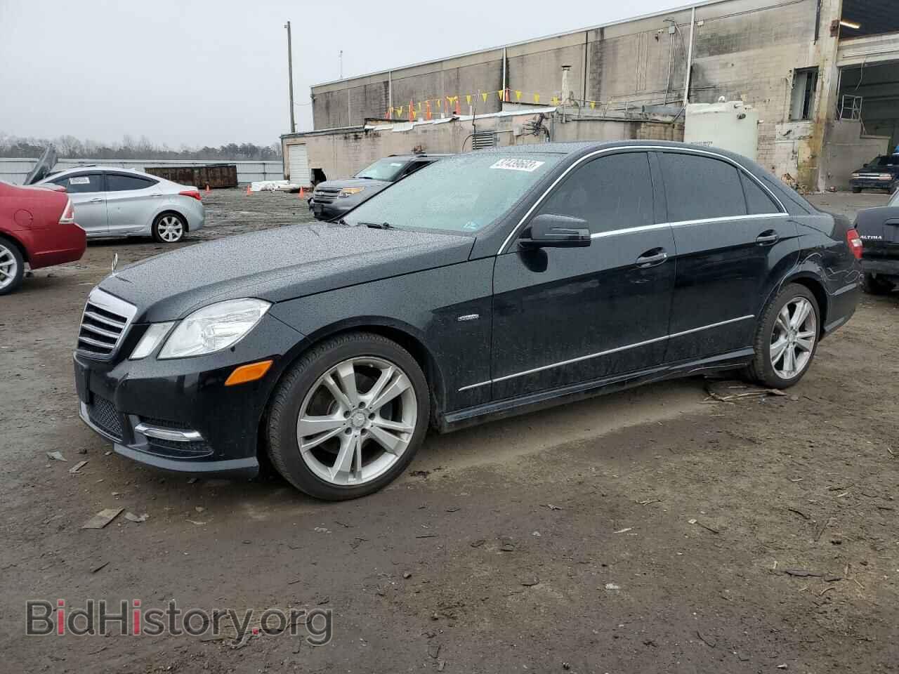 Фотография WDDHF8JBXCA649079 - MERCEDES-BENZ E-CLASS 2012