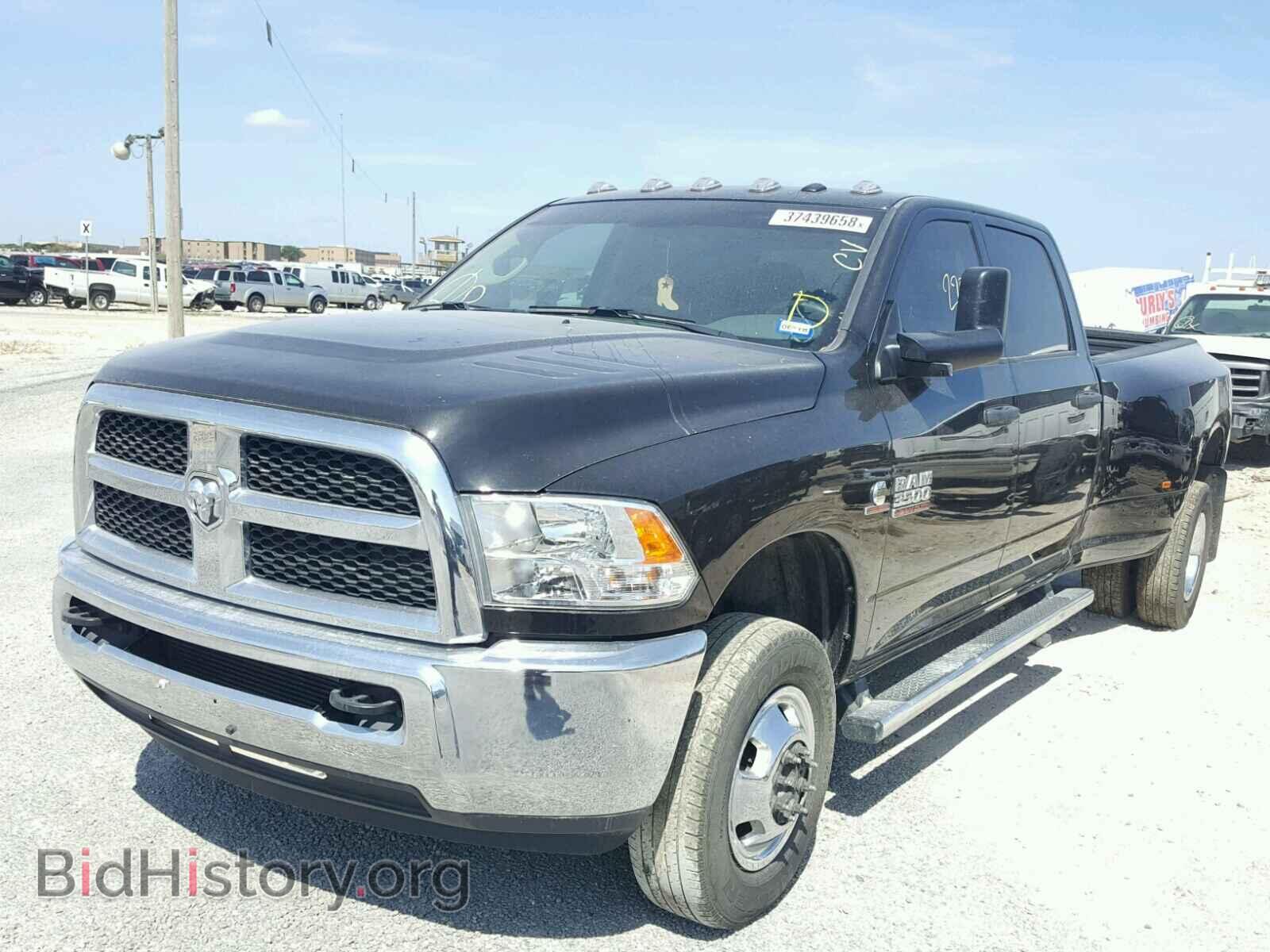 2017 RAM 3500 - VIN: 3C63RRGL6HG666401 - Фото 2