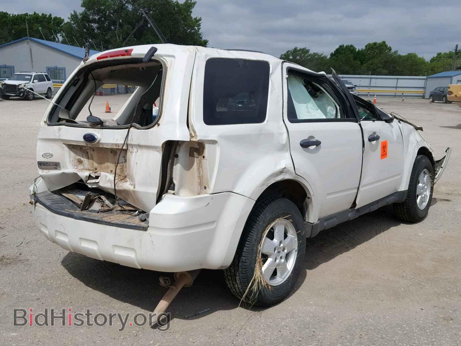 2011 FORD ESCAPE - VIN: 1FMCU9D70BKB75459 - Фото 4