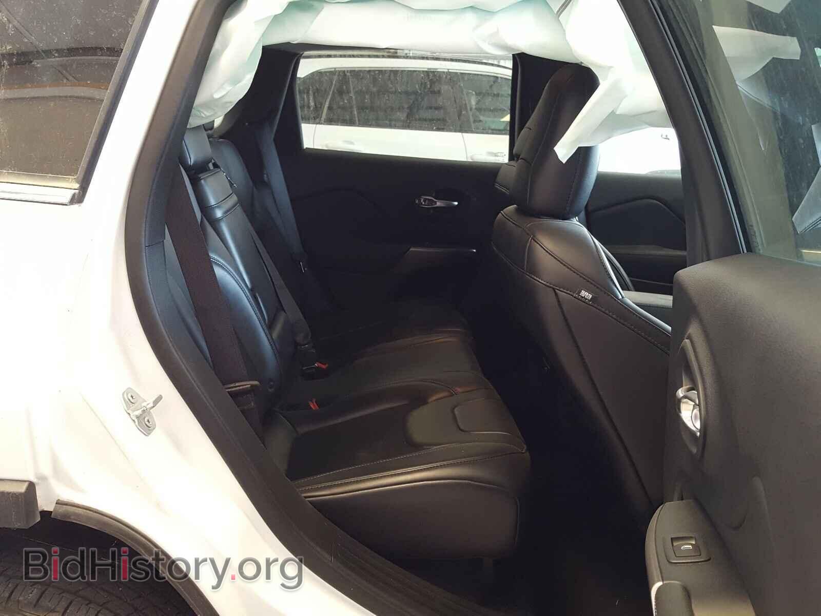 2019 JEEP CHEROKEE - VIN: 1C4PJLLX8KD353796 - Photo 6
