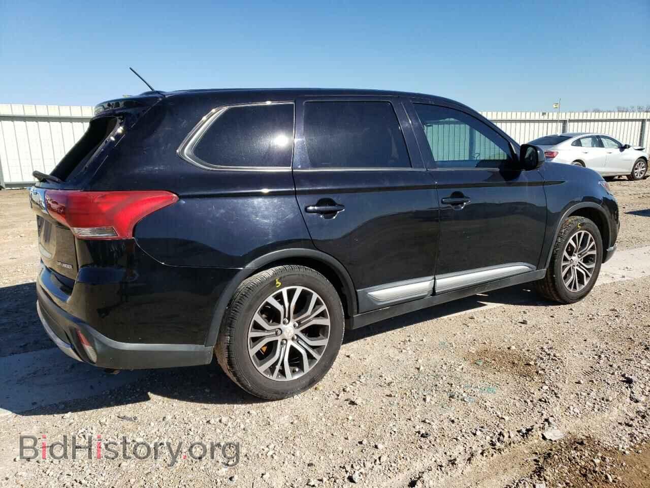 2016 MITSUBISHI OUTLANDER - VIN: JA4AD2A38GZ045104 - Фото 3