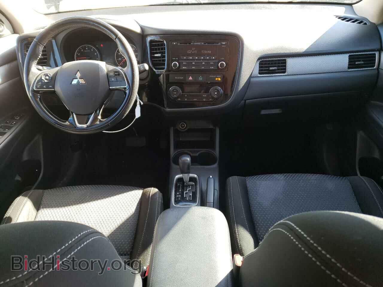 2016 MITSUBISHI OUTLANDER - VIN: JA4AD2A38GZ045104 - Фото 8