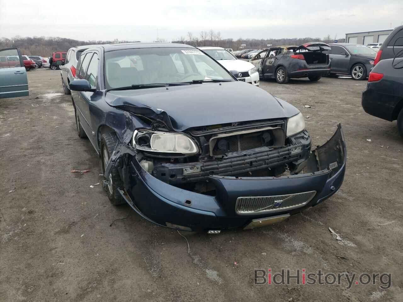 Photo YV1SW640162575106 - VOLVO V70 2006