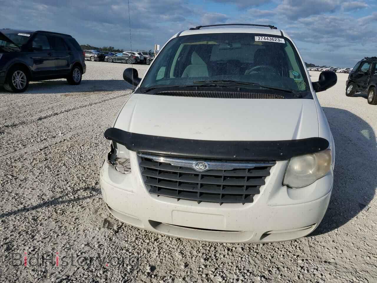 2006 CHRYSLER MINIVAN - VIN: 2A4GP44R96R846291 - Фото 5