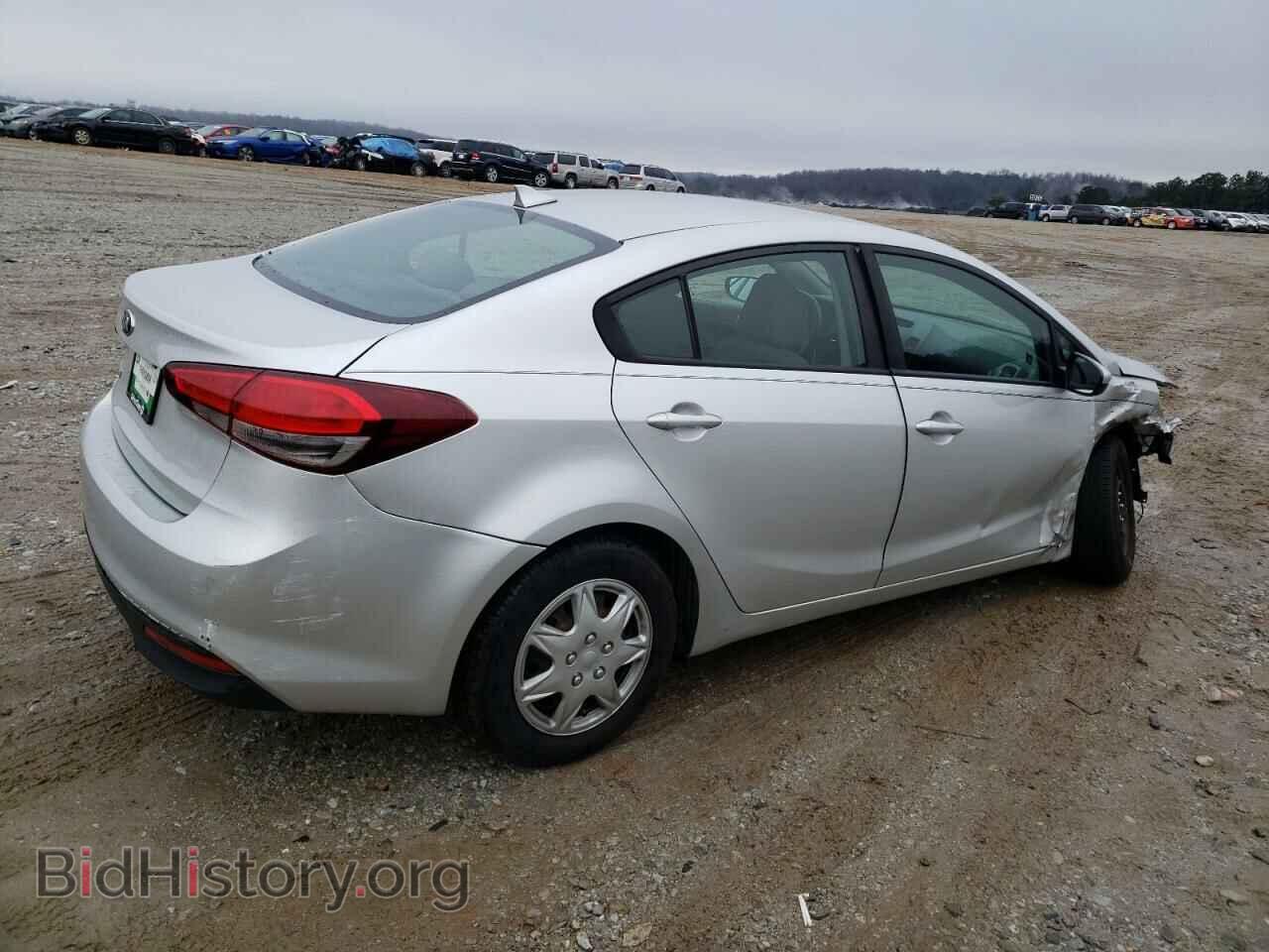 2017 KIA FORTE - VIN: 3KPFK4A79HE086399 - Фото 3