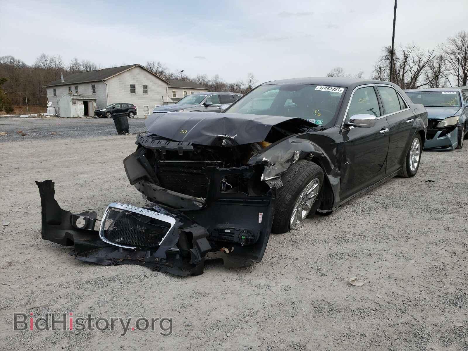 2011 CHRYSLER 300 - VIN: 2C3CA5CG2BH552800 - Фото 2