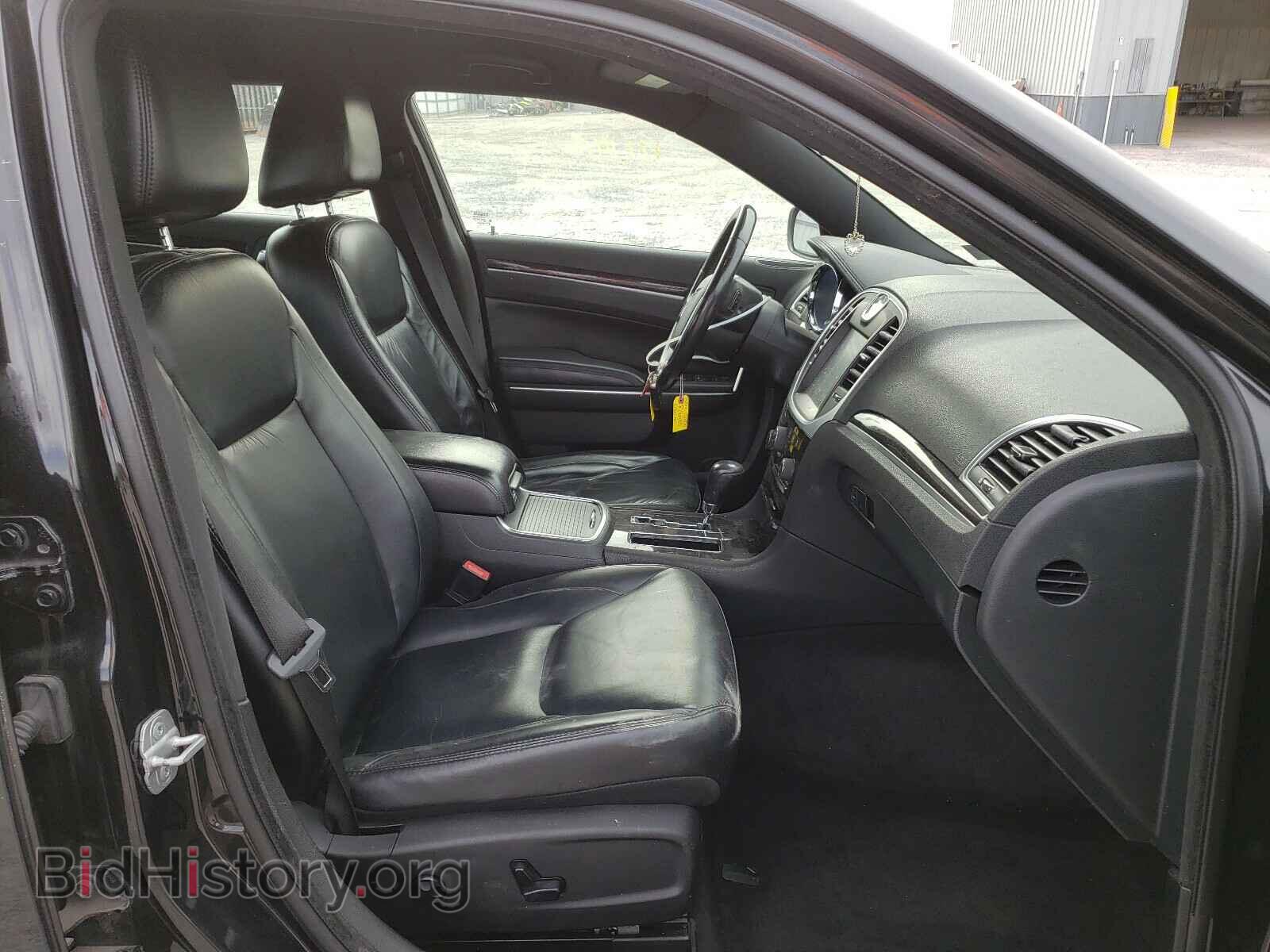2011 CHRYSLER 300 - VIN: 2C3CA5CG2BH552800 - Фото 5