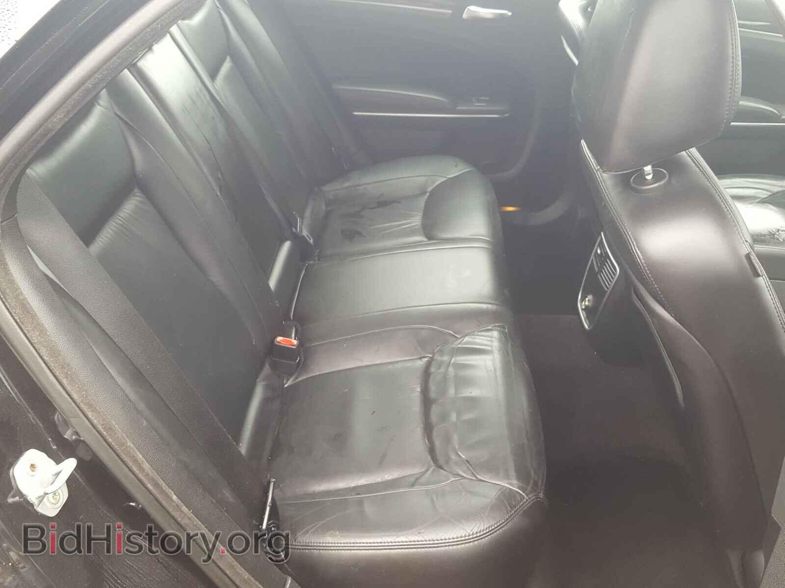 2011 CHRYSLER 300 - VIN: 2C3CA5CG2BH552800 - Фото 6