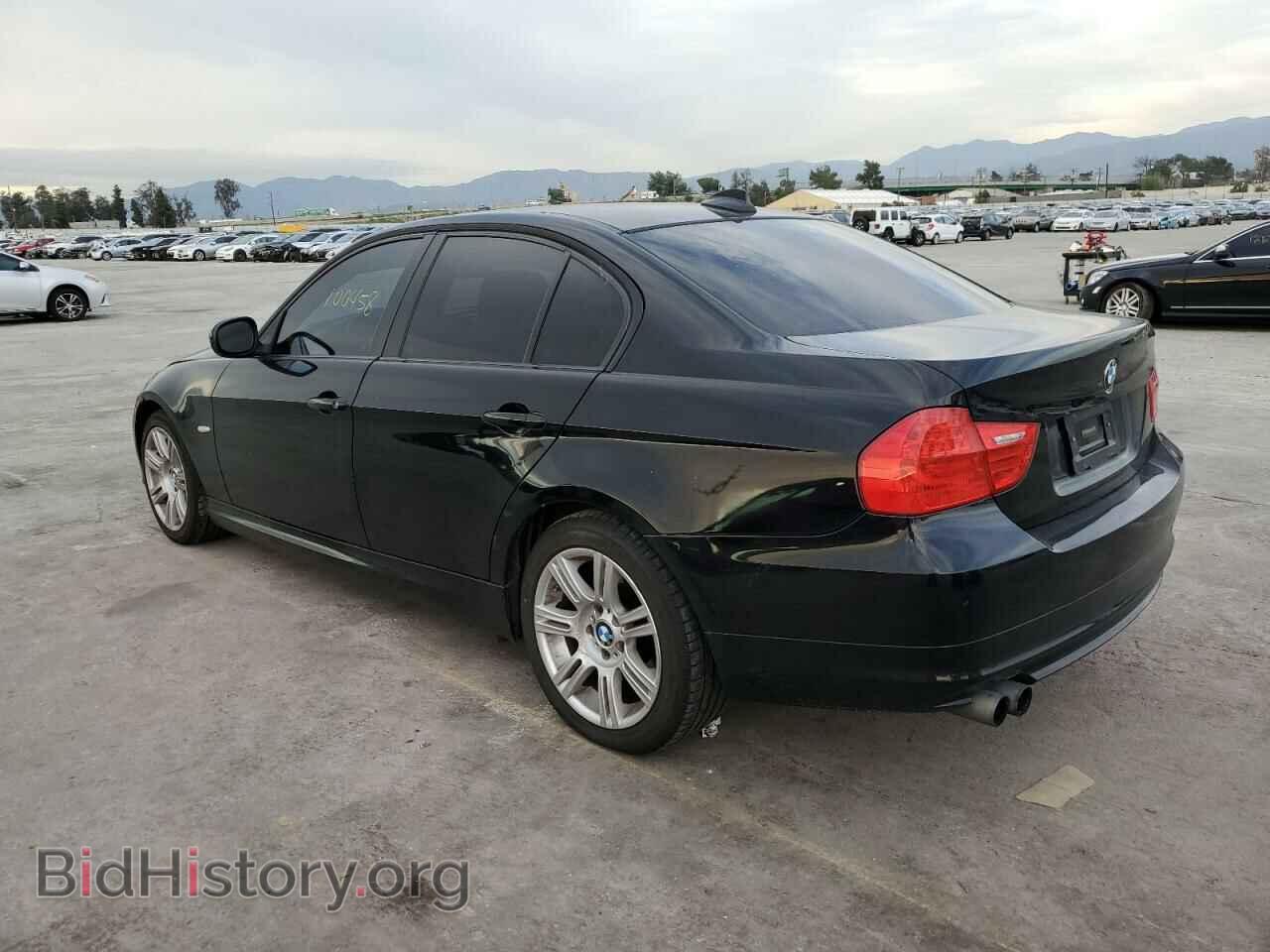 2011 BMW 3 SERIES - VIN: WBAPH5G55BNM76883 - Фото 2
