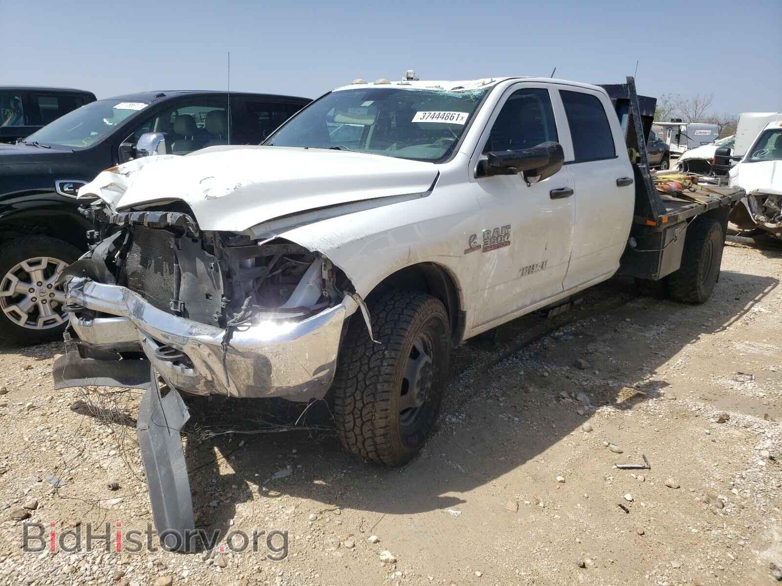 2015 RAM 3500 - VIN: 3C7WRTCL2FG645280 - Фото 2