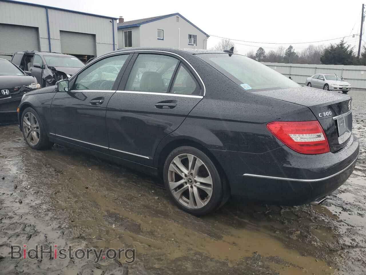 2012 MERCEDES-BENZ C-CLASS - VIN: WDDGF8BB3CA641805 - Фото 2