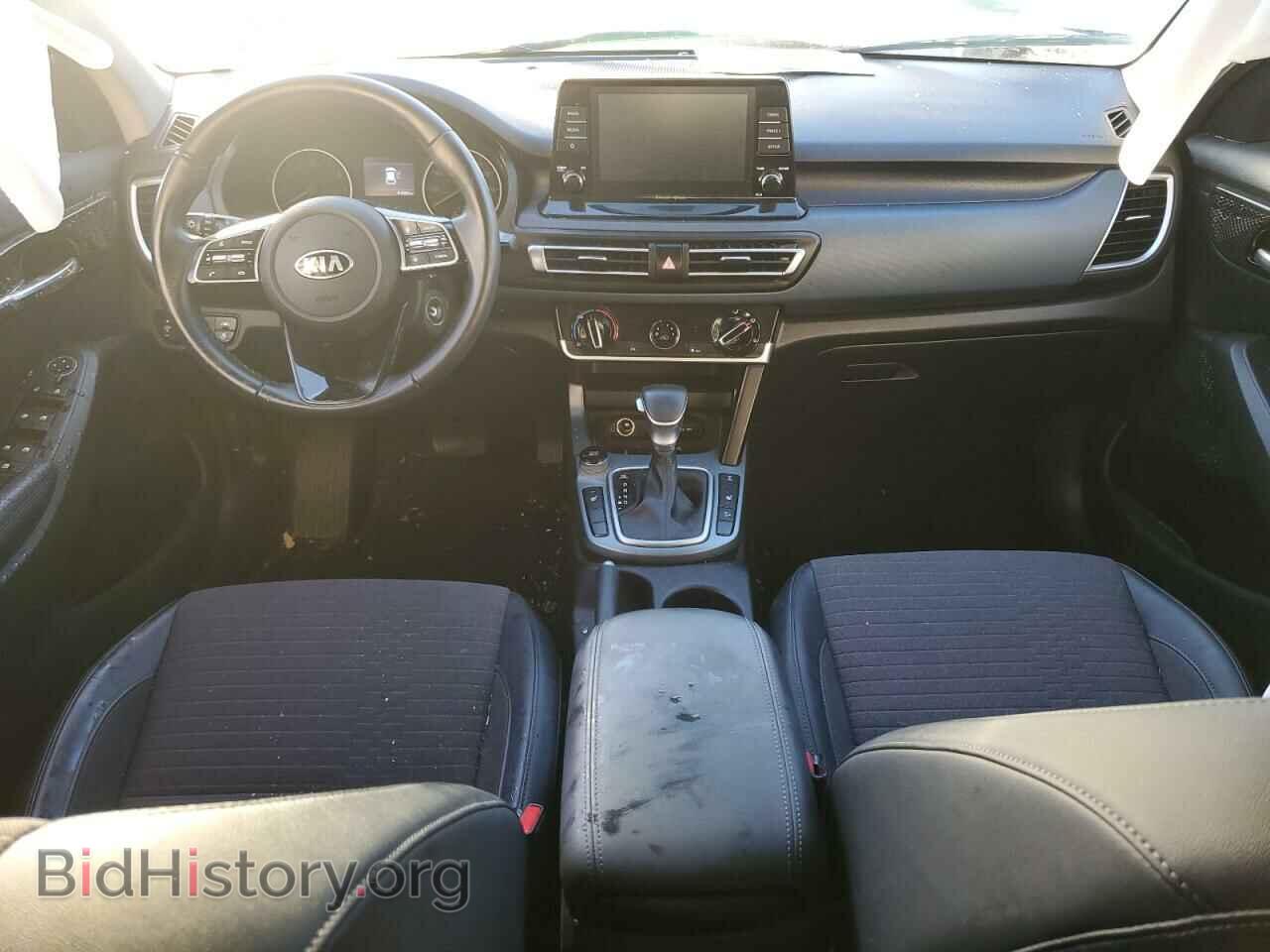 2021 KIA SELTOS - VIN: KNDEUCAA8M7111203 - Фото 8