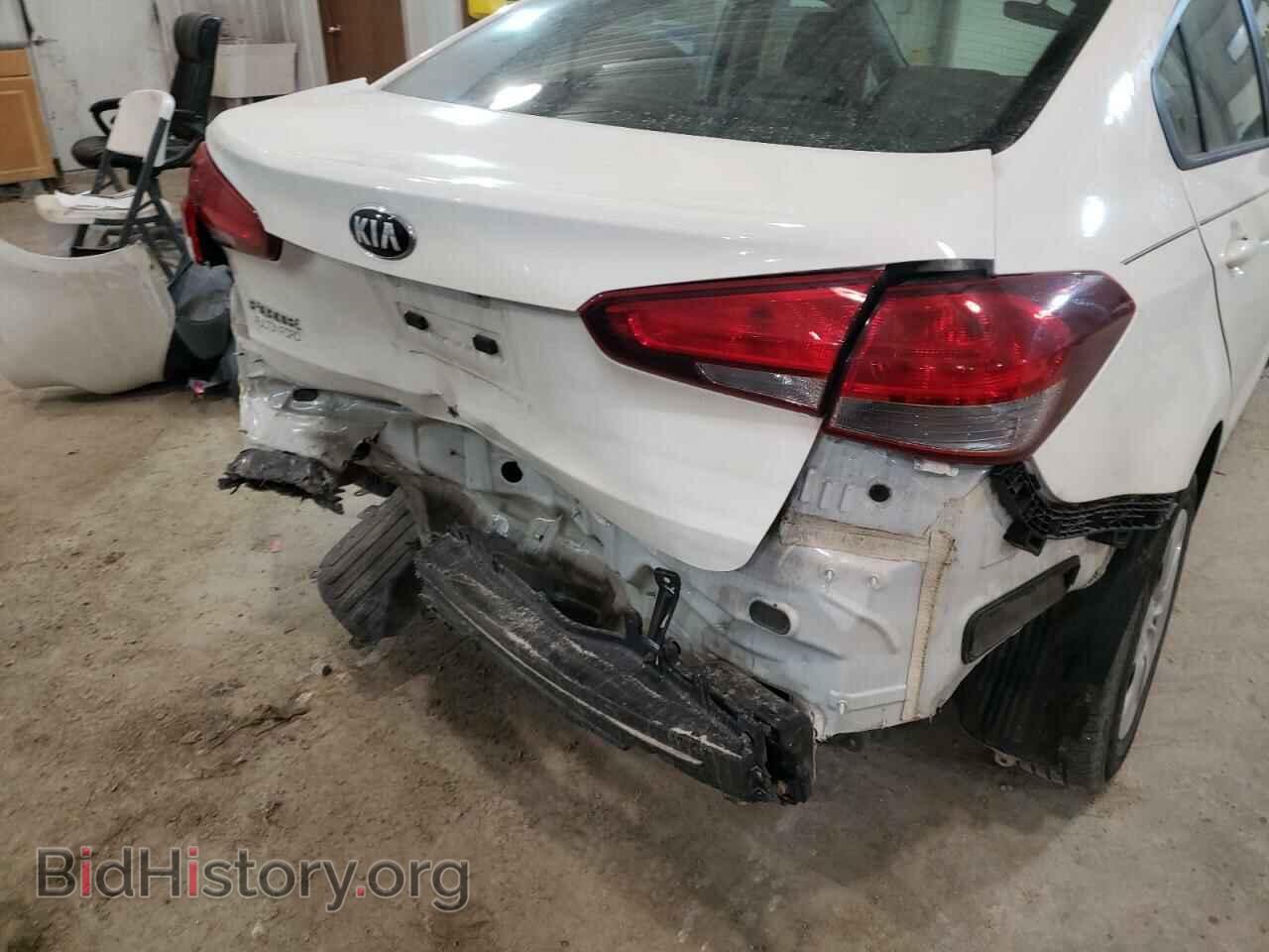 2017 KIA FORTE - VIN: 3KPFK4A75HE044005 - Фото 9