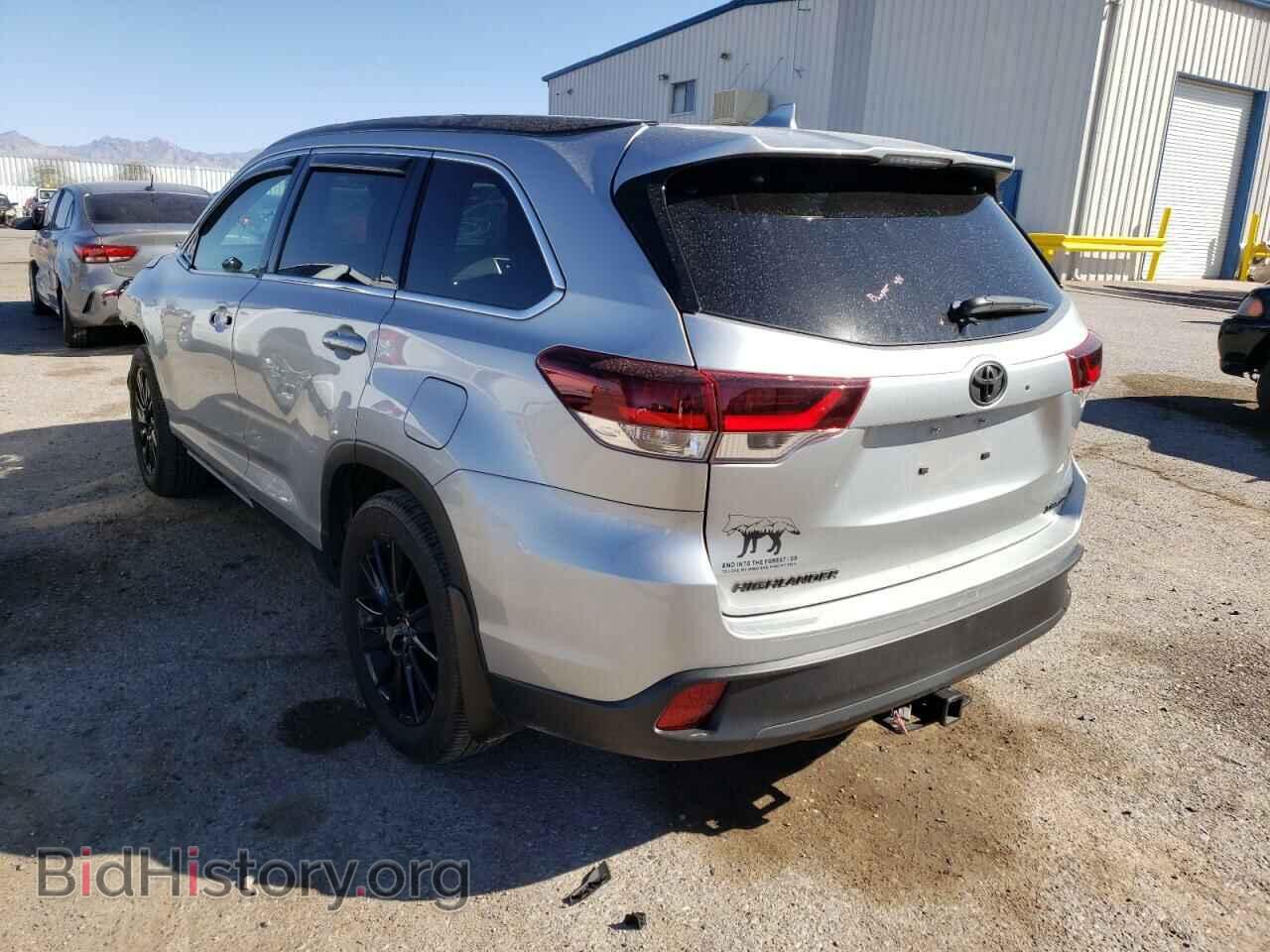 2019 TOYOTA HIGHLANDER - VIN: 5TDJZRFH1KS629570 - Фото 3