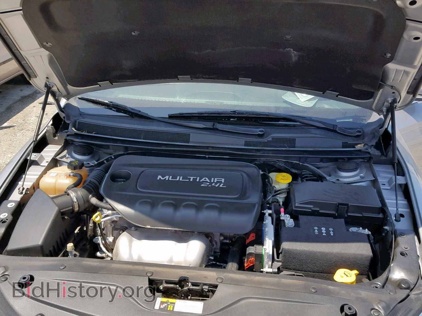 2016 CHRYSLER 200 - VIN: 1C3CCCAB9GN147022 - Фото 7