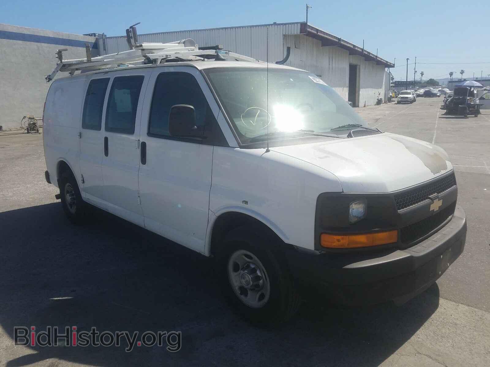 Photo 1GCWGFCB2C1122590 - CHEVROLET EXPRESS 2012