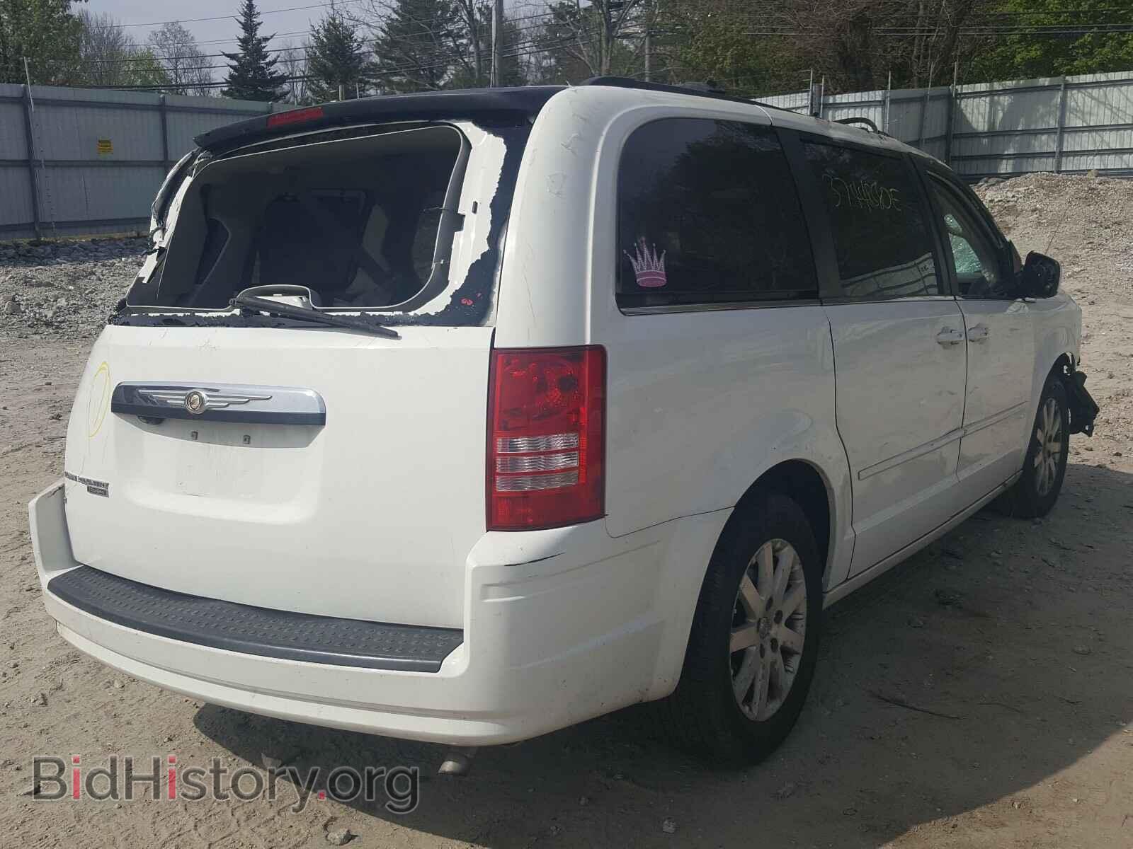 2008 CHRYSLER MINIVAN - VIN: 2A8HR54P28R129512 - Фото 4