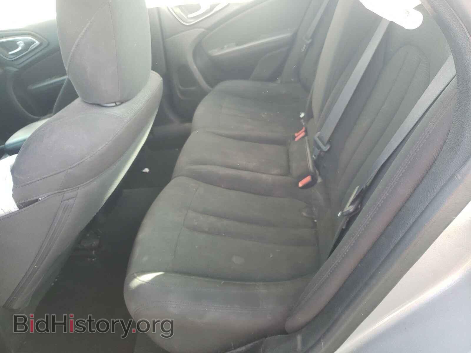 2015 CHRYSLER 200 - VIN: 1C3CCCAB4FN687070 - Photo 6