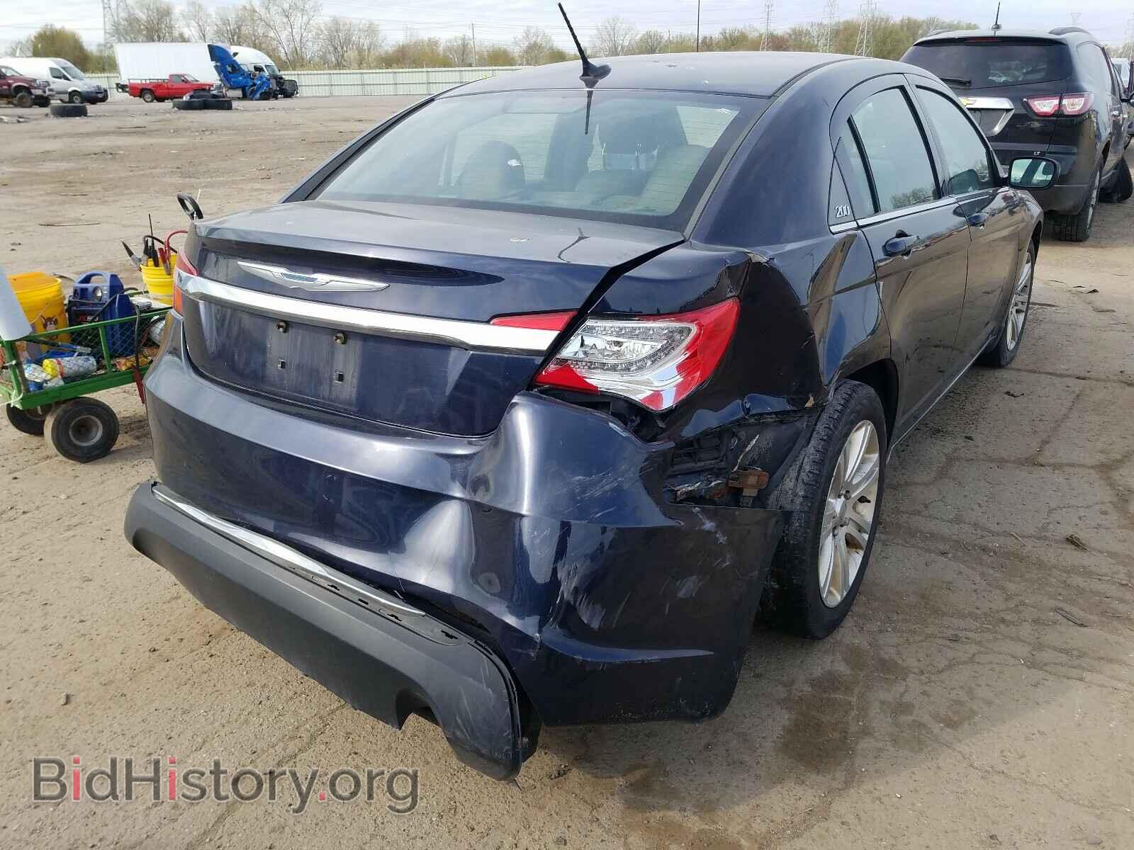 2012 CHRYSLER 200 - VIN: 1C3CCBBB1CN124563 - Фото 4