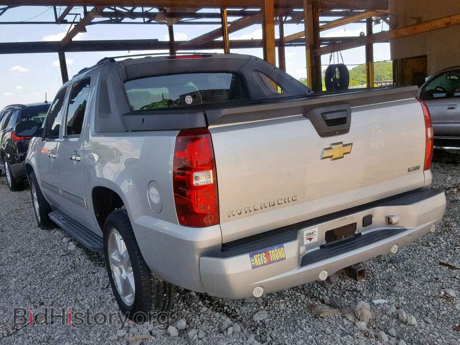 2011 CHEVROLET AVALANCHE - VIN: 3GNMCFE03BG169438 - Фото 3