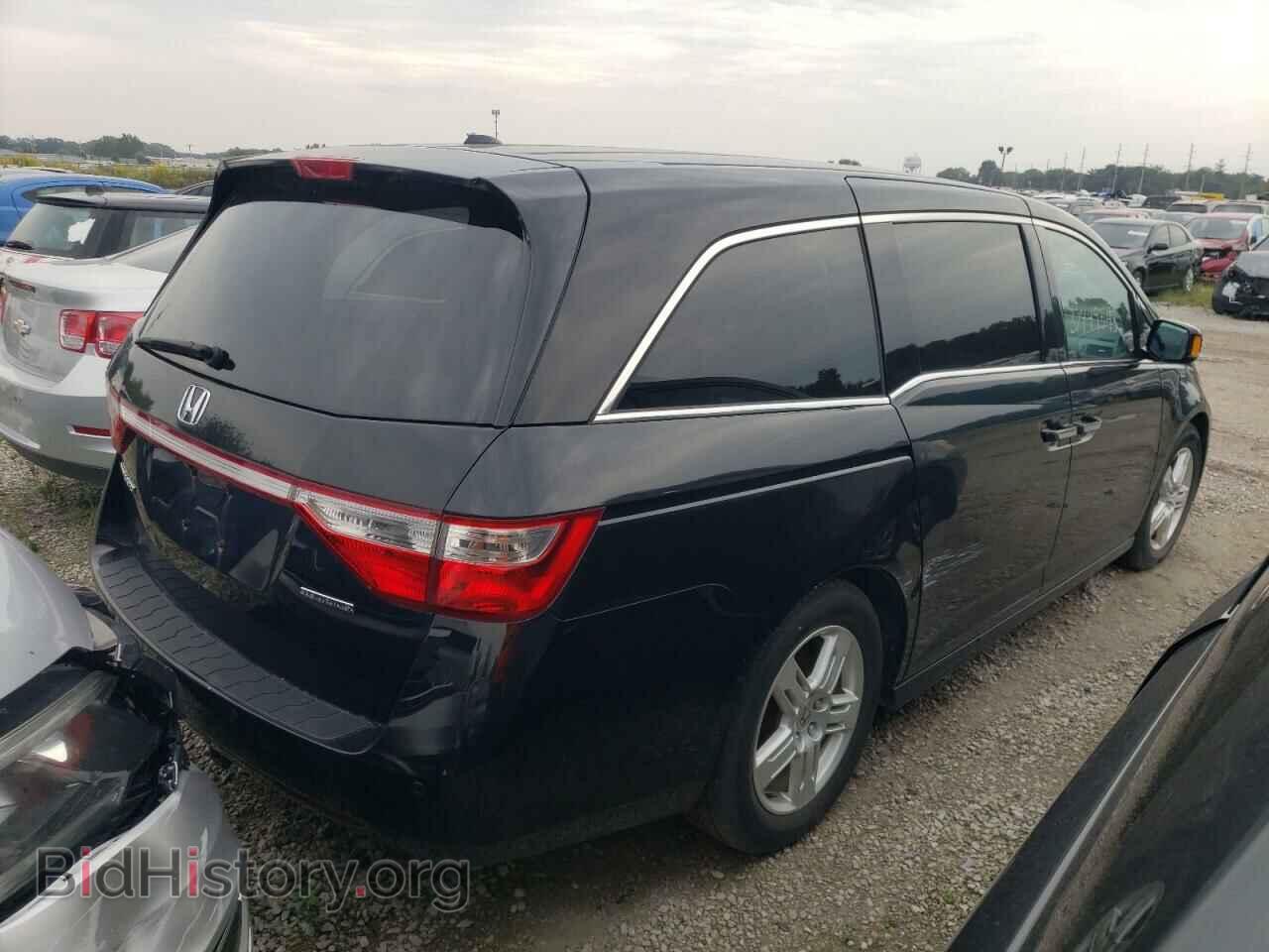 2011 HONDA All Models - VIN: 5FNRL5H92BB067637 - Фото 4