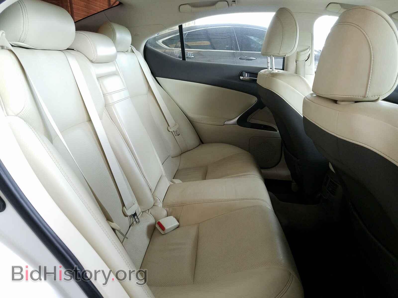 2011 LEXUS IS - VIN: JTHBF5C27B5147650 - Фото 6