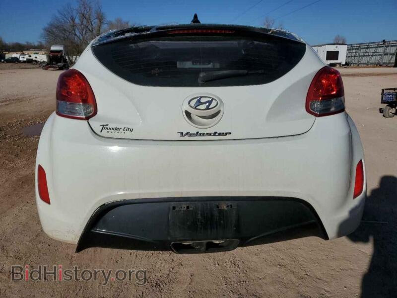 2012 Hyundai VELOSTER (VIN KMHTC6AD5CU026210) — фото 6 из 12