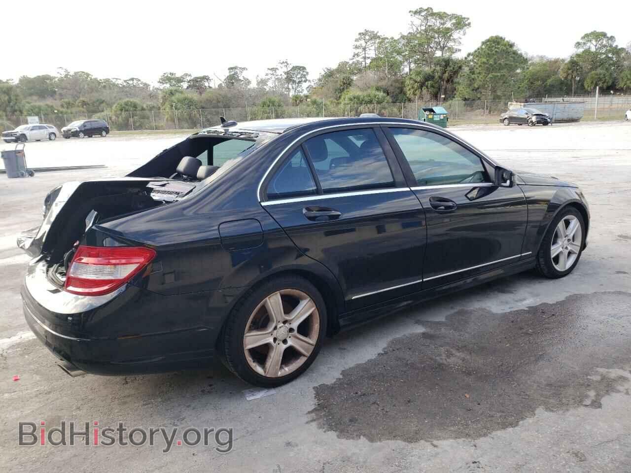 2011 MERCEDES-BENZ C-CLASS - VIN: WDDGF5EB9BA520446 - Фото 3