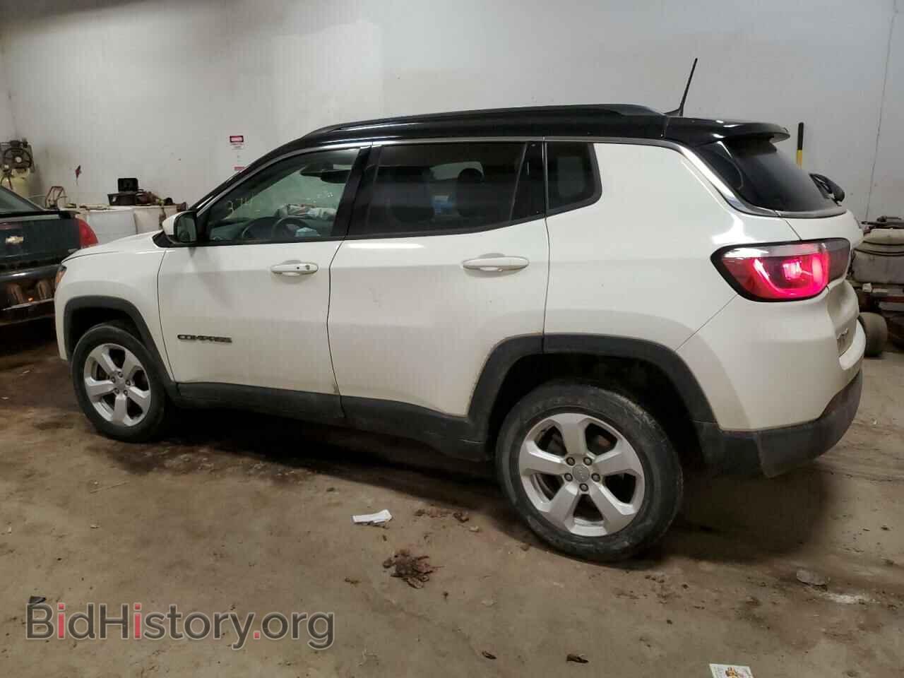 2018 JEEP COMPASS - VIN: 3C4NJDBB8JT192099 - Фото 2