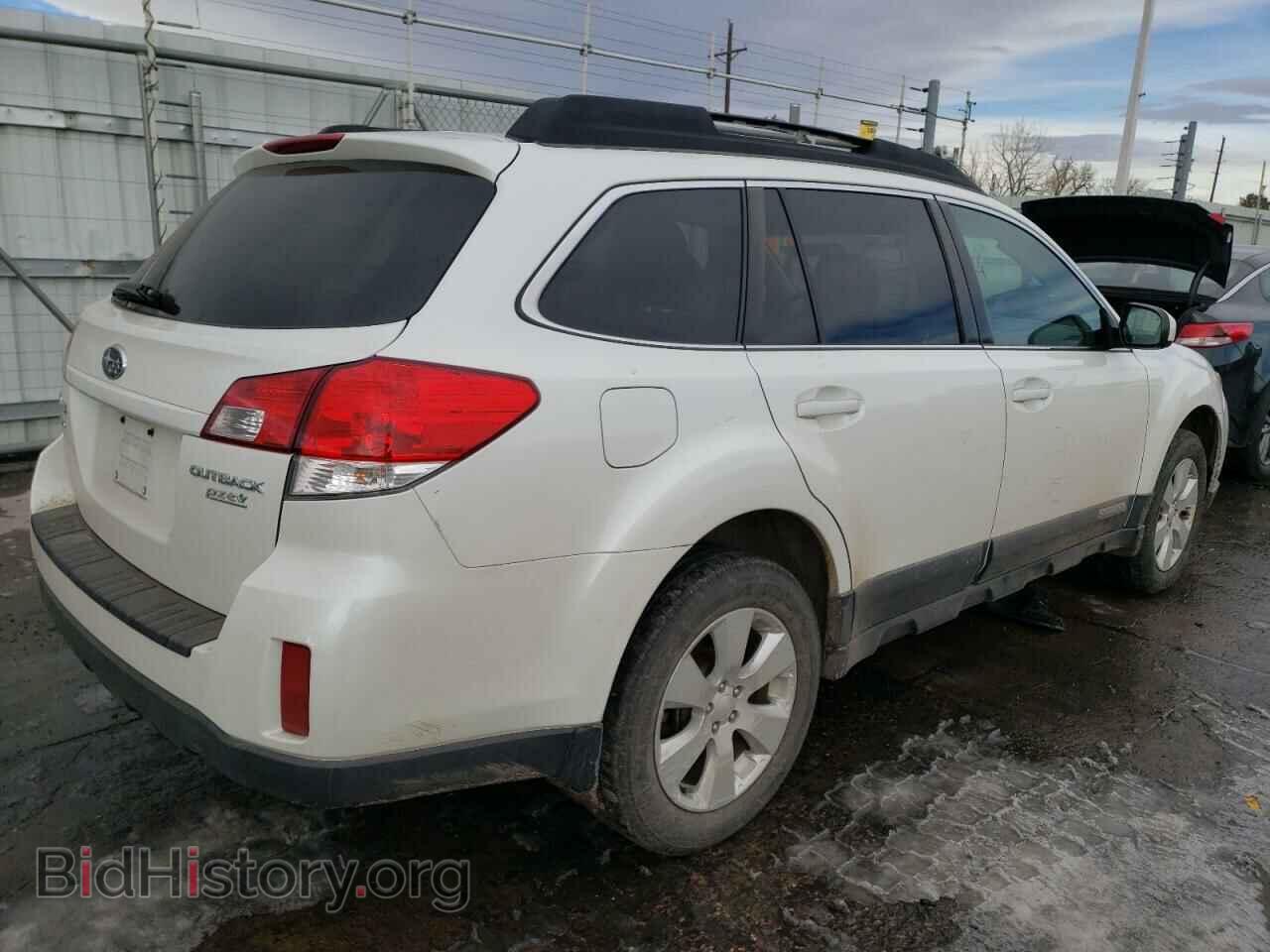 2011 SUBARU OUTBACK - VIN: 4S4BRBCC0B3325129 - Фото 3