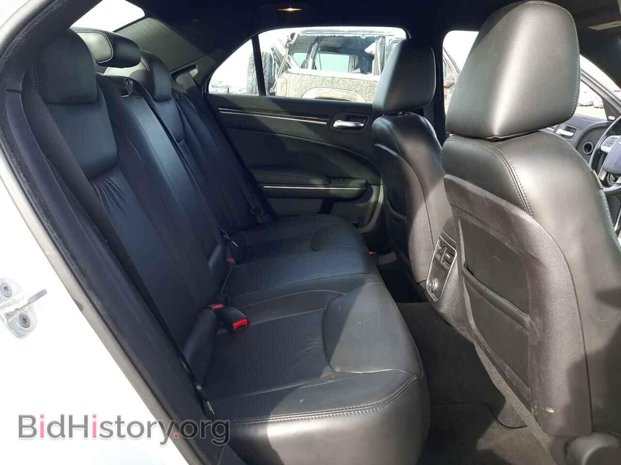2011 CHRYSLER 300 - VIN: 2C3CA5CG3BH584042 - Фото 10