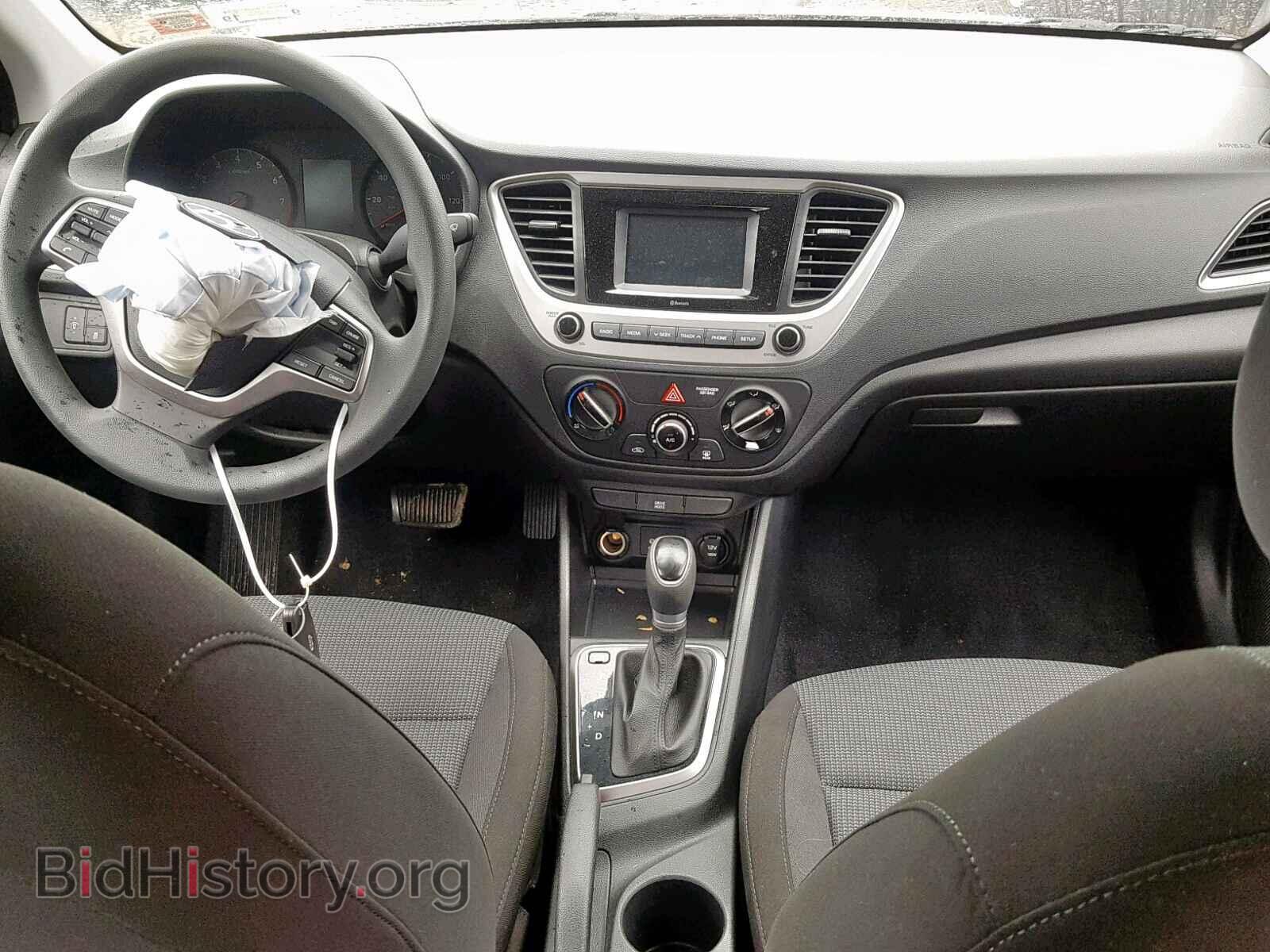 2019 HYUNDAI ACCENT - VIN: 3KPC24A34KE058050 - Фото 9