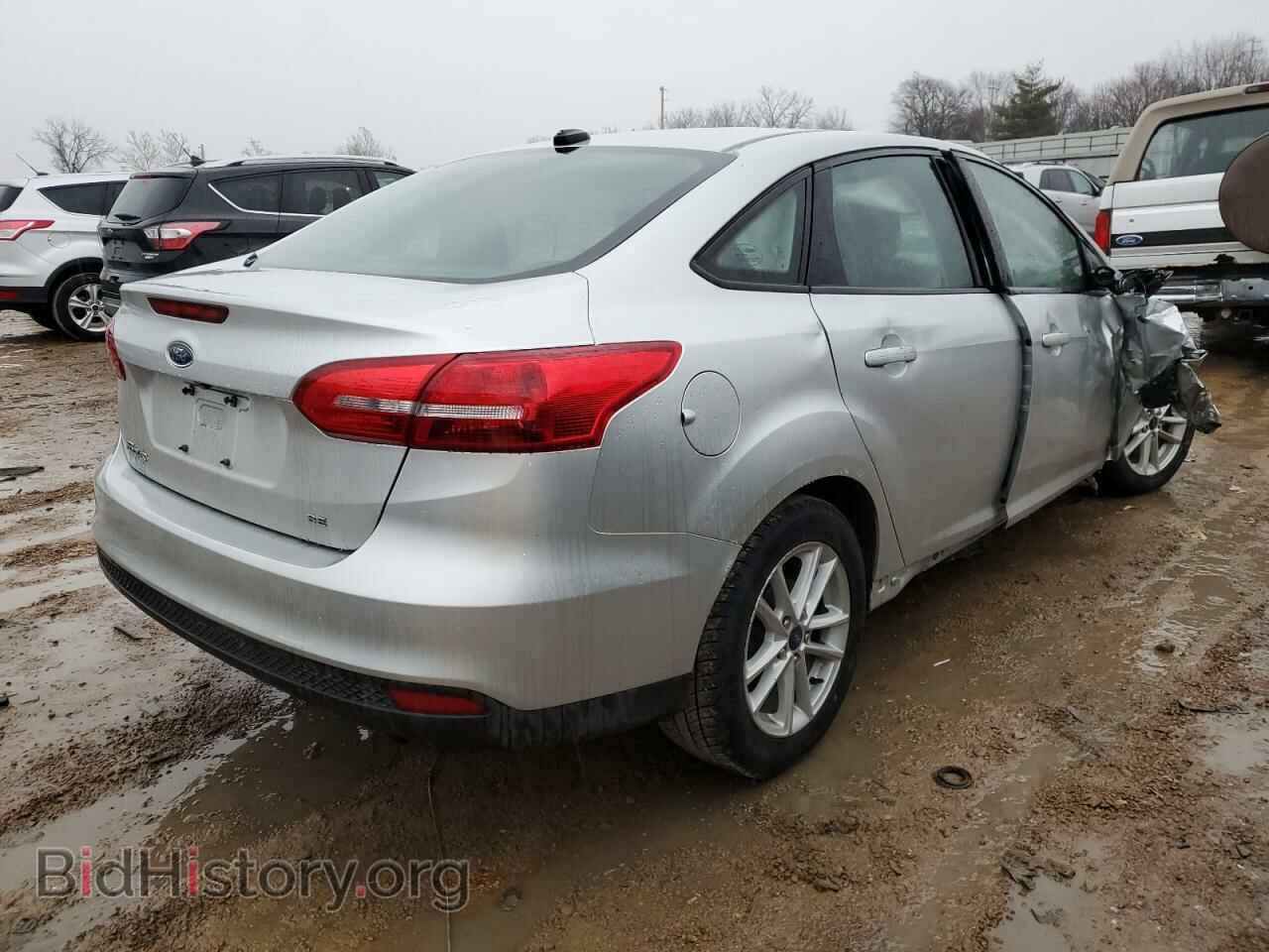 2017 FORD FOCUS - VIN: 1FADP3F2XHL342420 - Фото 3